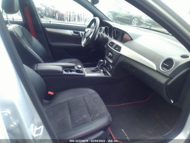 Photo 4 VIN: WDDGF4HB5ER302757 - MERCEDES-BENZ C-CLASS 