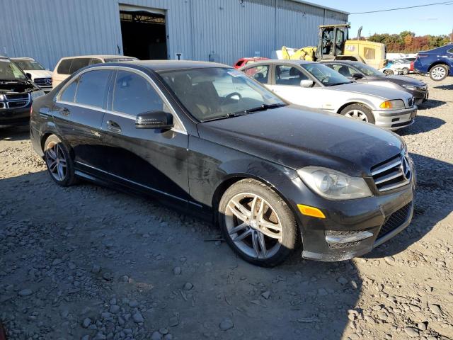 Photo 3 VIN: WDDGF4HB5ER305755 - MERCEDES-BENZ C 250 