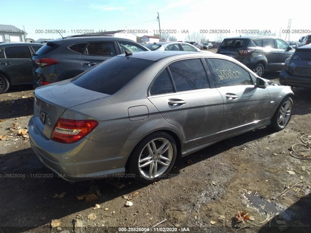 Photo 3 VIN: WDDGF4HB6CA603548 - MERCEDES-BENZ C-CLASS 