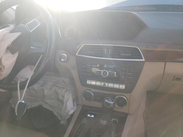 Photo 8 VIN: WDDGF4HB6CA617109 - MERCEDES-BENZ C 250 