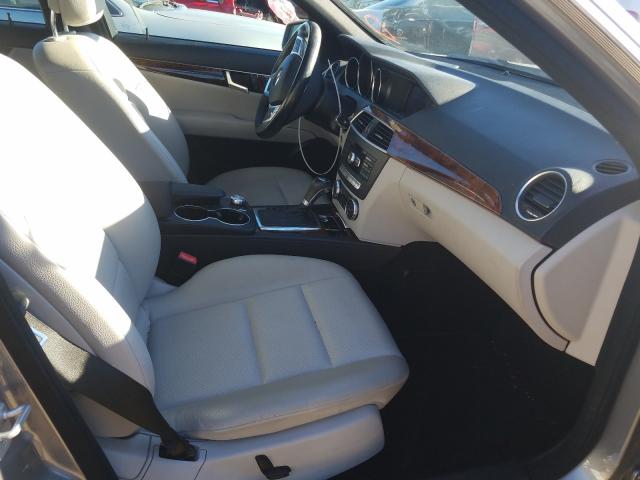 Photo 4 VIN: WDDGF4HB6CA621502 - MERCEDES-BENZ C 250 