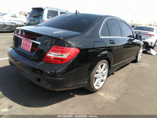 Photo 3 VIN: WDDGF4HB6CA628157 - MERCEDES-BENZ C-CLASS 