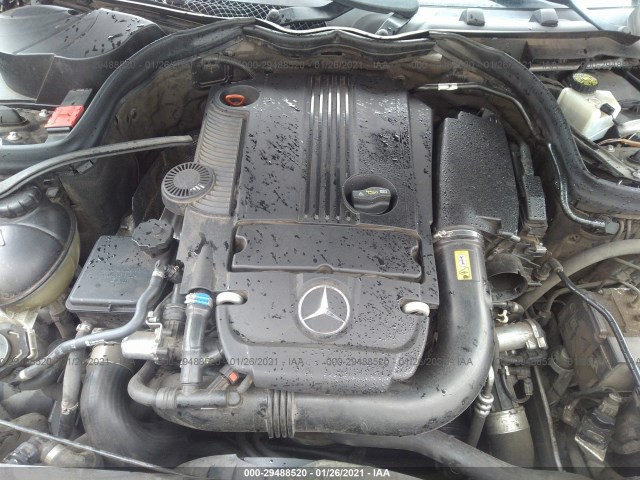 Photo 9 VIN: WDDGF4HB6CA672711 - MERCEDES-BENZ C-CLASS 