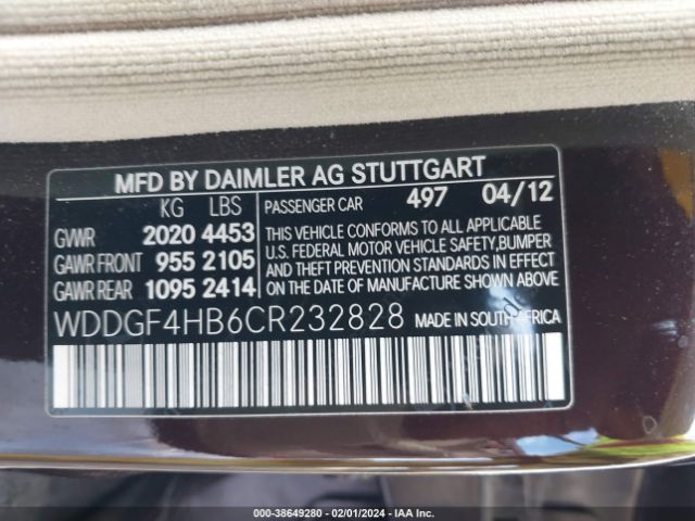 Photo 8 VIN: WDDGF4HB6CR232828 - MERCEDES-BENZ C 250 