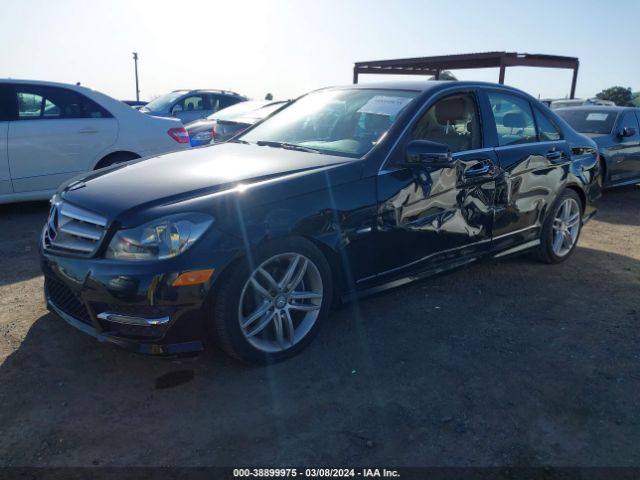 Photo 1 VIN: WDDGF4HB6CR232909 - MERCEDES-BENZ C 250 