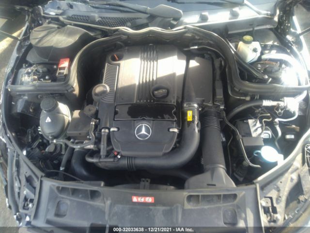 Photo 9 VIN: WDDGF4HB6CR236703 - MERCEDES-BENZ C-CLASS 