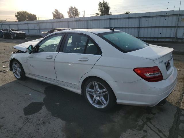 Photo 1 VIN: WDDGF4HB6CR237561 - MERCEDES-BENZ C-CLASS 