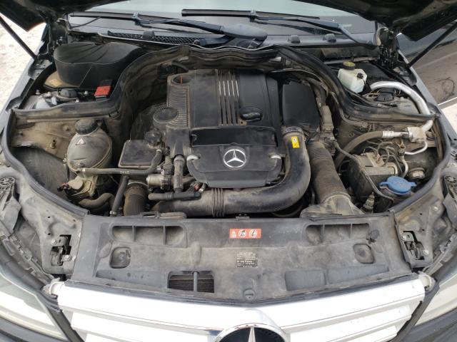 Photo 6 VIN: WDDGF4HB6DA781381 - MERCEDES-BENZ C 250 