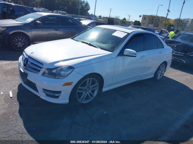 Photo 1 VIN: WDDGF4HB6DA786287 - MERCEDES-BENZ C 250 