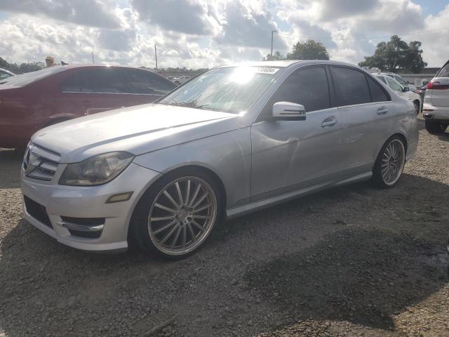 Photo 0 VIN: WDDGF4HB6DA827405 - MERCEDES-BENZ C 250 