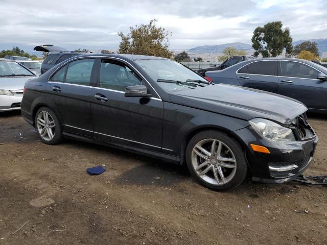 Photo 3 VIN: WDDGF4HB6DR243765 - MERCEDES-BENZ C-CLASS 