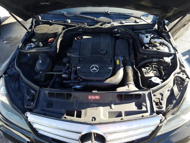 Photo 6 VIN: WDDGF4HB6DR263014 - MERCEDES-BENZ C 250 