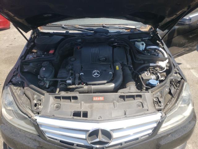 Photo 6 VIN: WDDGF4HB6DR267208 - MERCEDES-BENZ C 250 