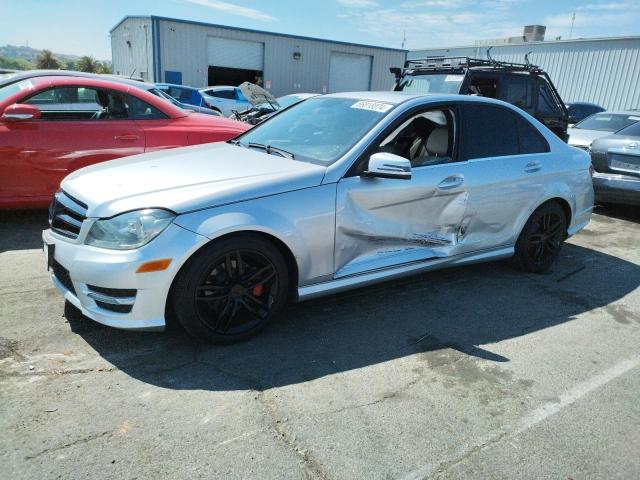 Photo 0 VIN: WDDGF4HB6DR272781 - MERCEDES-BENZ C 250 