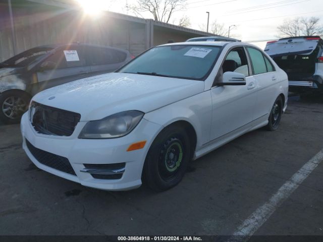 Photo 1 VIN: WDDGF4HB6DR274529 - MERCEDES-BENZ C 250 