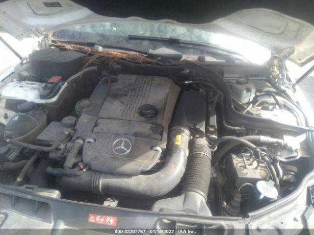 Photo 9 VIN: WDDGF4HB6DR288060 - MERCEDES-BENZ C-CLASS 