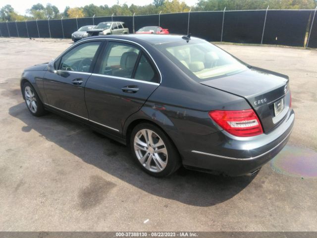 Photo 2 VIN: WDDGF4HB6DR289399 - MERCEDES-BENZ C-CLASS 