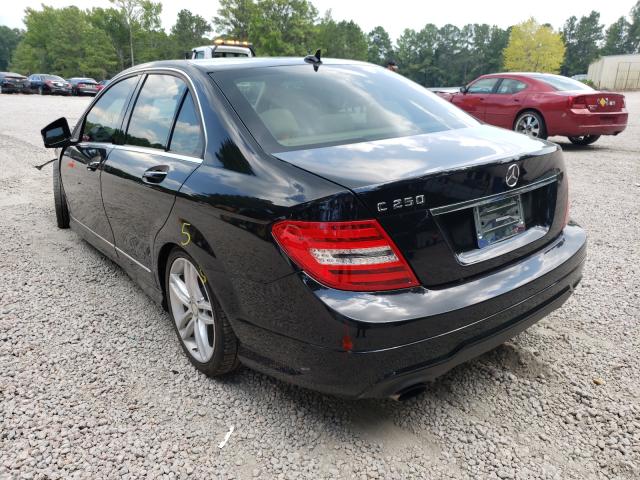 Photo 2 VIN: WDDGF4HB6DR290357 - MERCEDES-BENZ C 250 