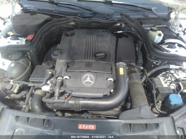 Photo 9 VIN: WDDGF4HB6DR294831 - MERCEDES-BENZ C-CLASS 