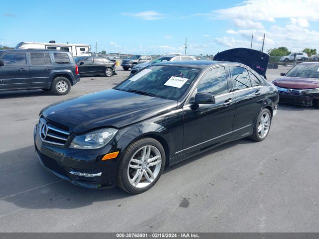 Photo 1 VIN: WDDGF4HB6EA932642 - MERCEDES-BENZ C 250 