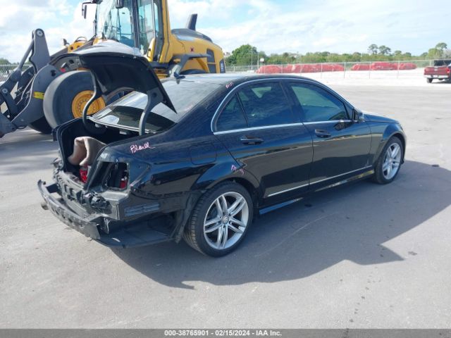 Photo 3 VIN: WDDGF4HB6EA932642 - MERCEDES-BENZ C 250 