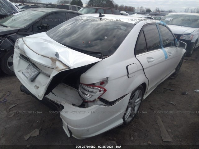 Photo 3 VIN: WDDGF4HB6EA938182 - MERCEDES-BENZ C-CLASS 