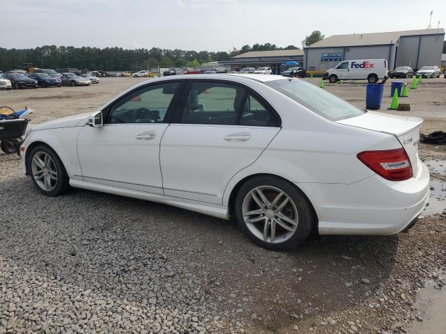 Photo 1 VIN: WDDGF4HB6EA955550 - MERCEDES-BENZ C-CLASS 