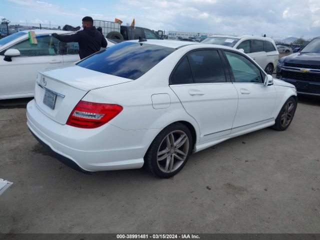 Photo 3 VIN: WDDGF4HB6EA965561 - MERCEDES-BENZ C 250 