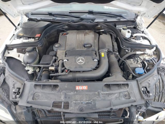 Photo 9 VIN: WDDGF4HB6EA965561 - MERCEDES-BENZ C 250 