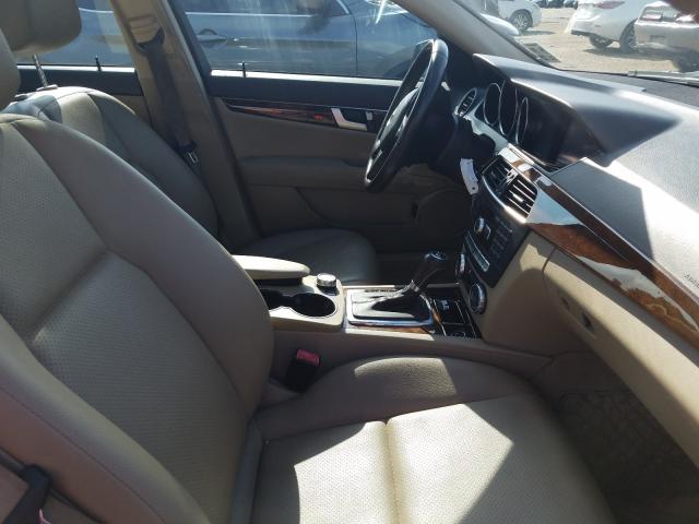 Photo 4 VIN: WDDGF4HB7CA615627 - MERCEDES-BENZ C 250 