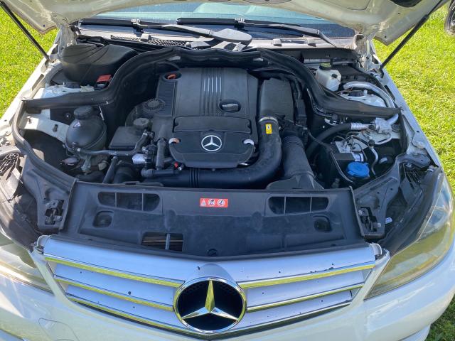 Photo 6 VIN: WDDGF4HB7CA629012 - MERCEDES-BENZ C 250 