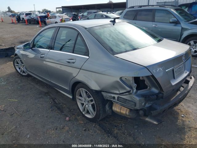 Photo 2 VIN: WDDGF4HB7CA629611 - MERCEDES-BENZ C 250 