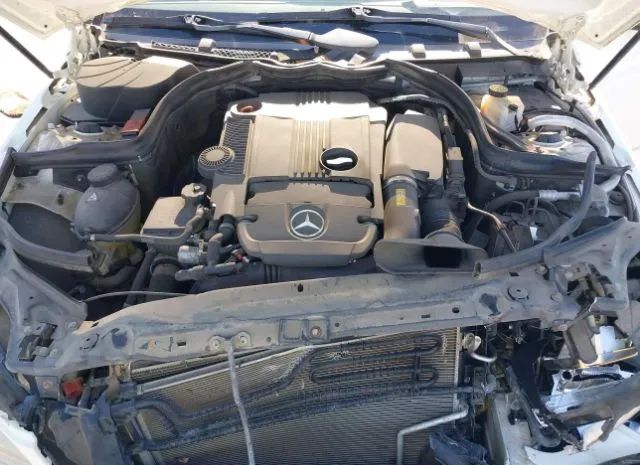 Photo 9 VIN: WDDGF4HB7CA665850 - MERCEDES-BENZ C-CLASS 