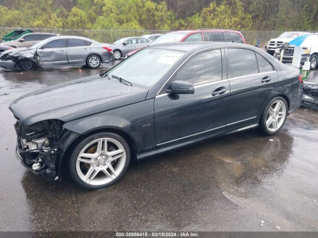 Photo 1 VIN: WDDGF4HB7CR197488 - MERCEDES-BENZ C 250 