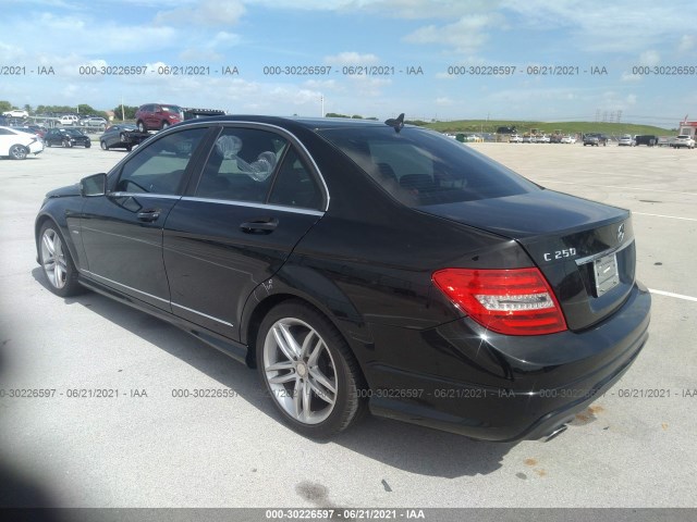 Photo 2 VIN: WDDGF4HB7CR202138 - MERCEDES-BENZ C-CLASS 