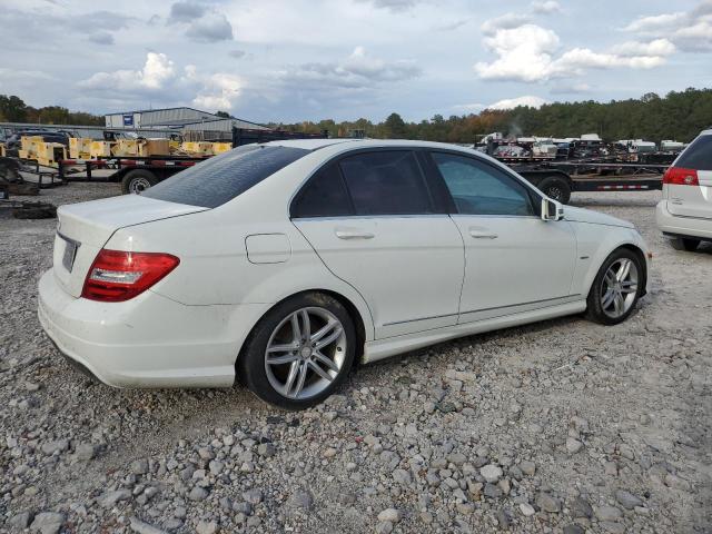 Photo 2 VIN: WDDGF4HB7CR212488 - MERCEDES-BENZ C-CLASS 