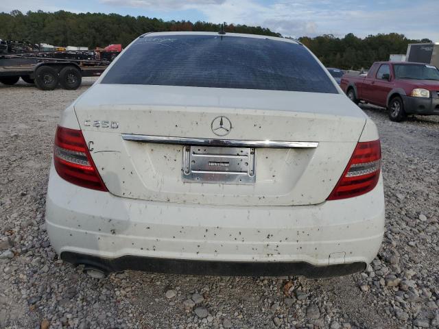 Photo 5 VIN: WDDGF4HB7CR212488 - MERCEDES-BENZ C-CLASS 