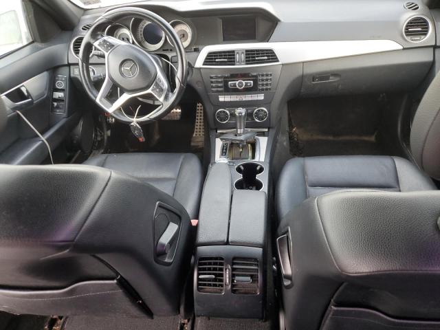 Photo 7 VIN: WDDGF4HB7CR212488 - MERCEDES-BENZ C-CLASS 