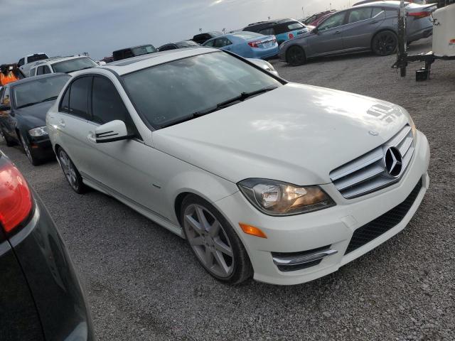 Photo 3 VIN: WDDGF4HB7CR217934 - MERCEDES-BENZ C 250 