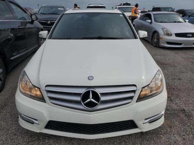 Photo 4 VIN: WDDGF4HB7CR217934 - MERCEDES-BENZ C 250 