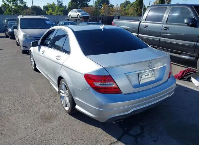 Photo 2 VIN: WDDGF4HB7CR222356 - MERCEDES-BENZ C-CLASS 