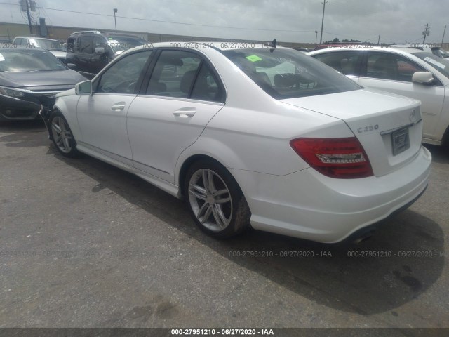 Photo 2 VIN: WDDGF4HB7DA742573 - MERCEDES-BENZ C-CLASS 