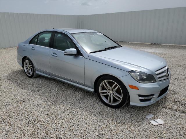 Photo 3 VIN: WDDGF4HB7DA765674 - MERCEDES-BENZ C-CLASS 