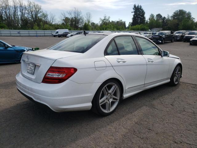 Photo 2 VIN: WDDGF4HB7DA768641 - MERCEDES-BENZ C 250 