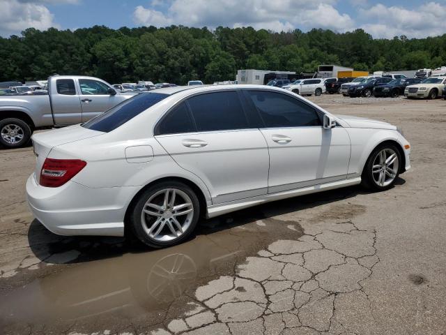 Photo 2 VIN: WDDGF4HB7DA776982 - MERCEDES-BENZ C-CLASS 