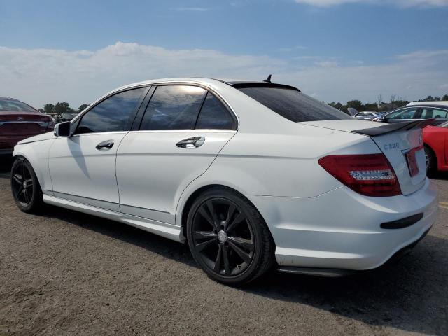 Photo 1 VIN: WDDGF4HB7DA810435 - MERCEDES-BENZ C 250 