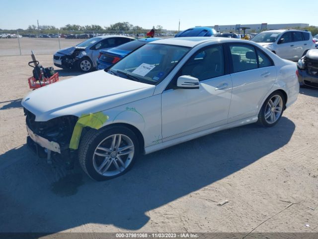 Photo 1 VIN: WDDGF4HB7DA831429 - MERCEDES-BENZ C 250 