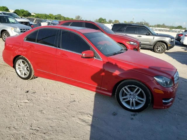 Photo 3 VIN: WDDGF4HB7DG085481 - MERCEDES-BENZ C 250 