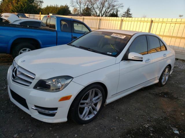 Photo 1 VIN: WDDGF4HB7DR241507 - MERCEDES-BENZ C 250 