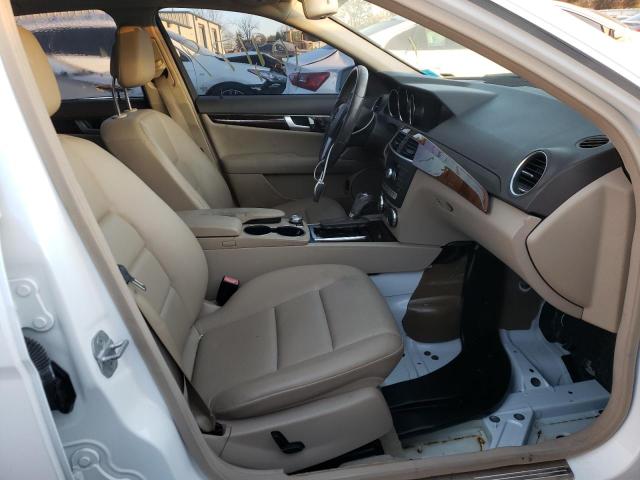 Photo 4 VIN: WDDGF4HB7DR241507 - MERCEDES-BENZ C 250 